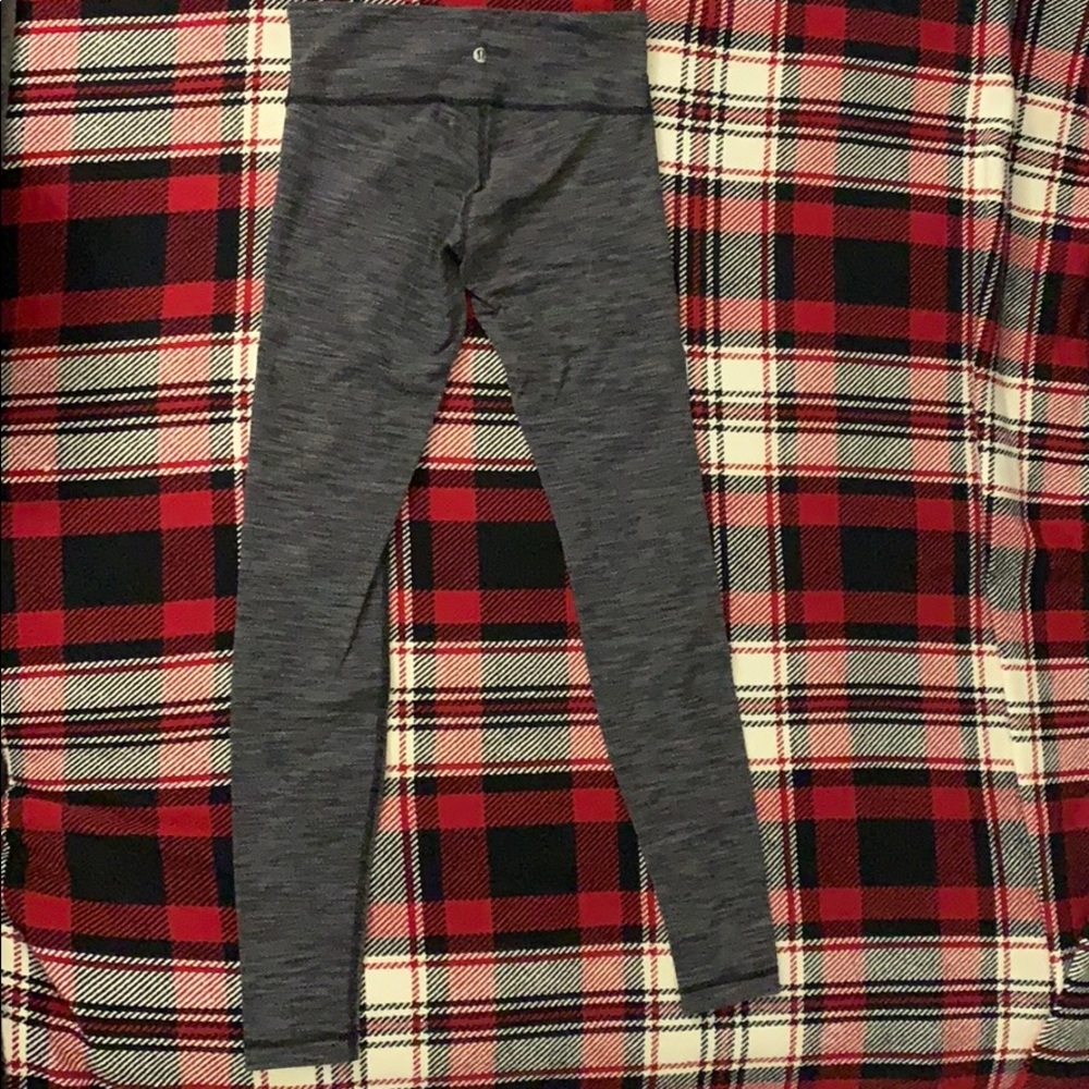 Lululemon leggings, size 4